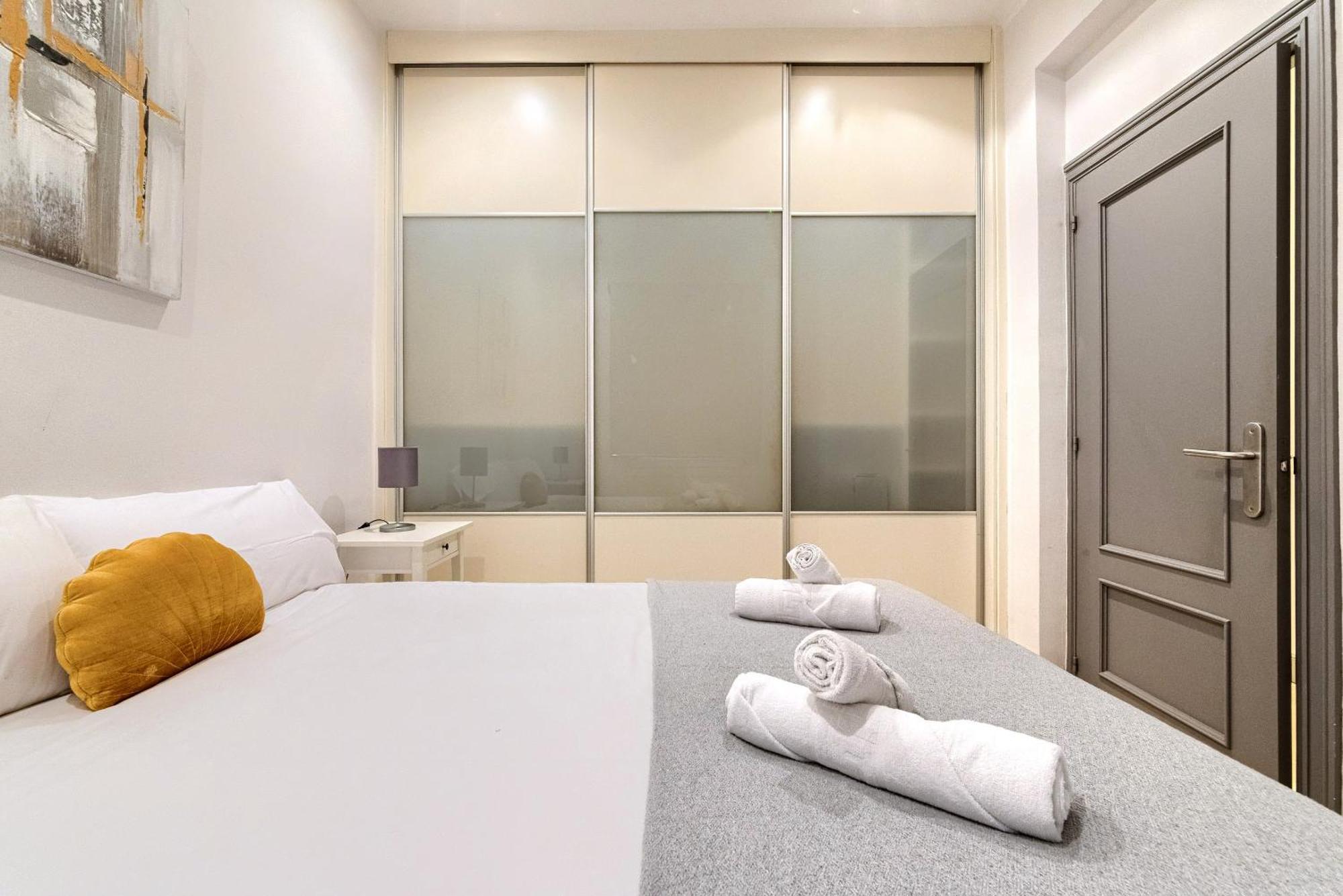 Апартаменти Tristan Vivienda Turistica De Diseno Con Ac Більбао Екстер'єр фото