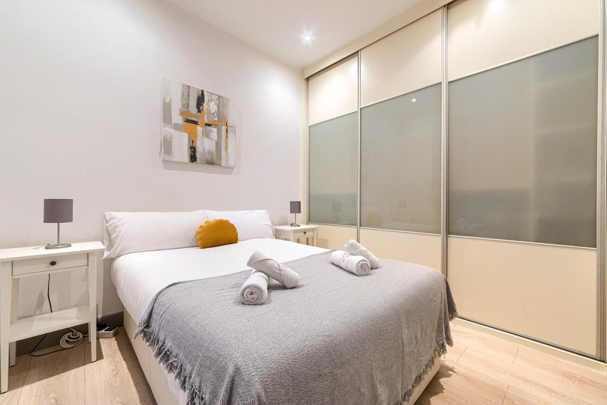 Апартаменти Tristan Vivienda Turistica De Diseno Con Ac Більбао Екстер'єр фото
