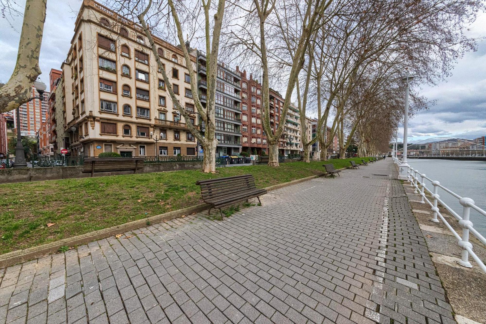 Апартаменти Tristan Vivienda Turistica De Diseno Con Ac Більбао Екстер'єр фото